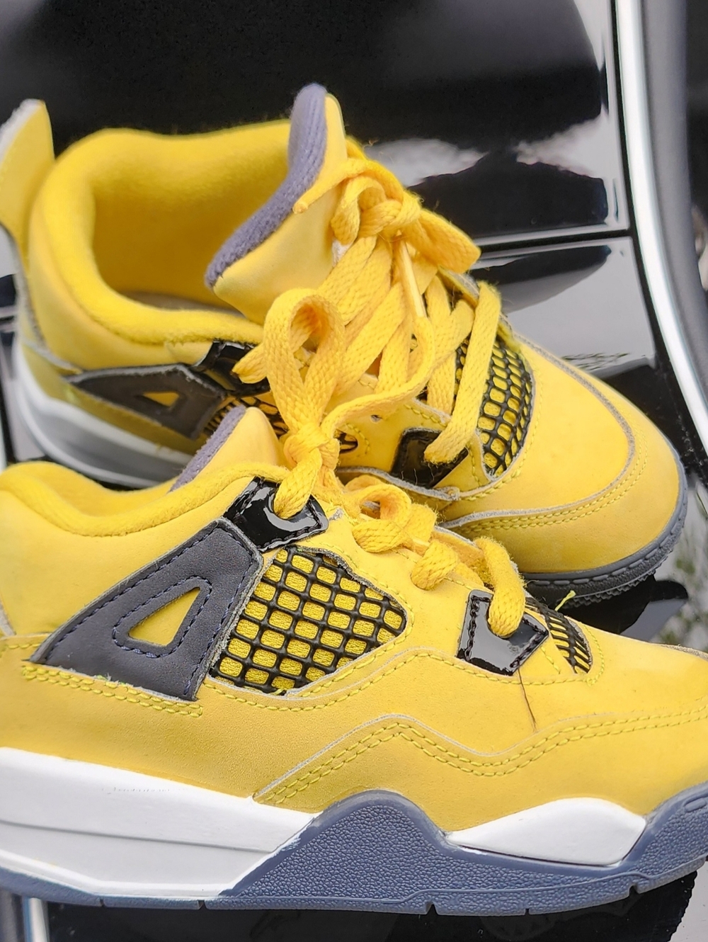 Nike Air Jordan 4 Retro TD Lightning Yellow Gray Kid's Size 9c